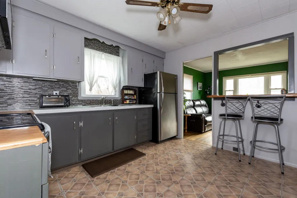 38 Seabee Street Bedford NH 03110