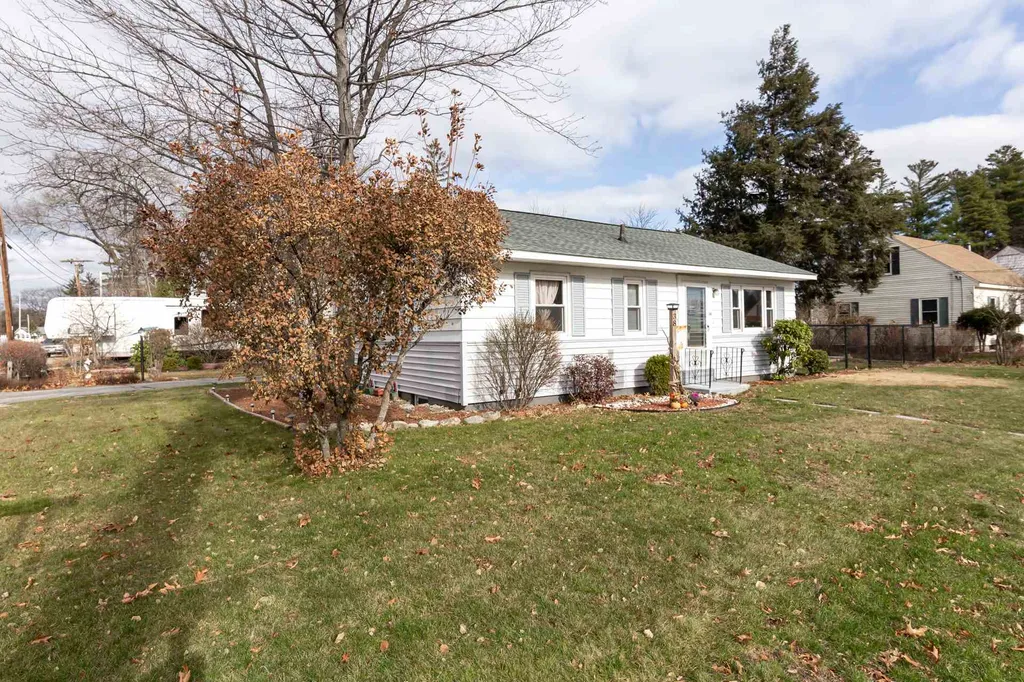38 Seabee Street Bedford NH 03110