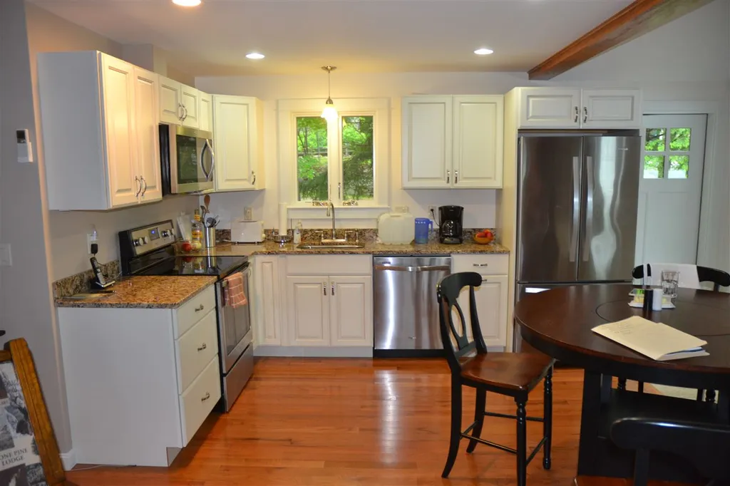 66 Governor Wentworth Highway Tuftonboro NH 03816