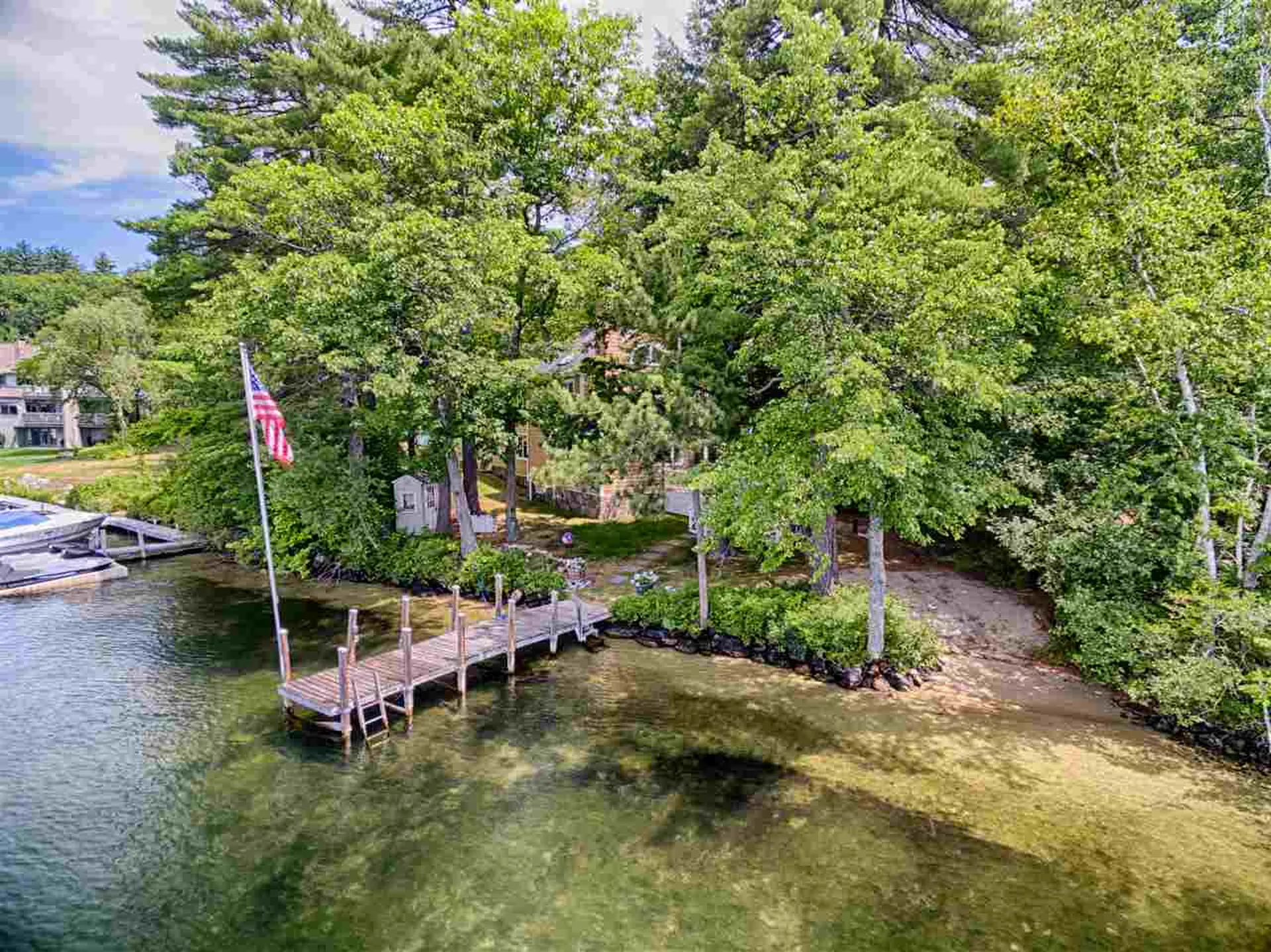 66 Governor Wentworth Highway Tuftonboro NH 03816