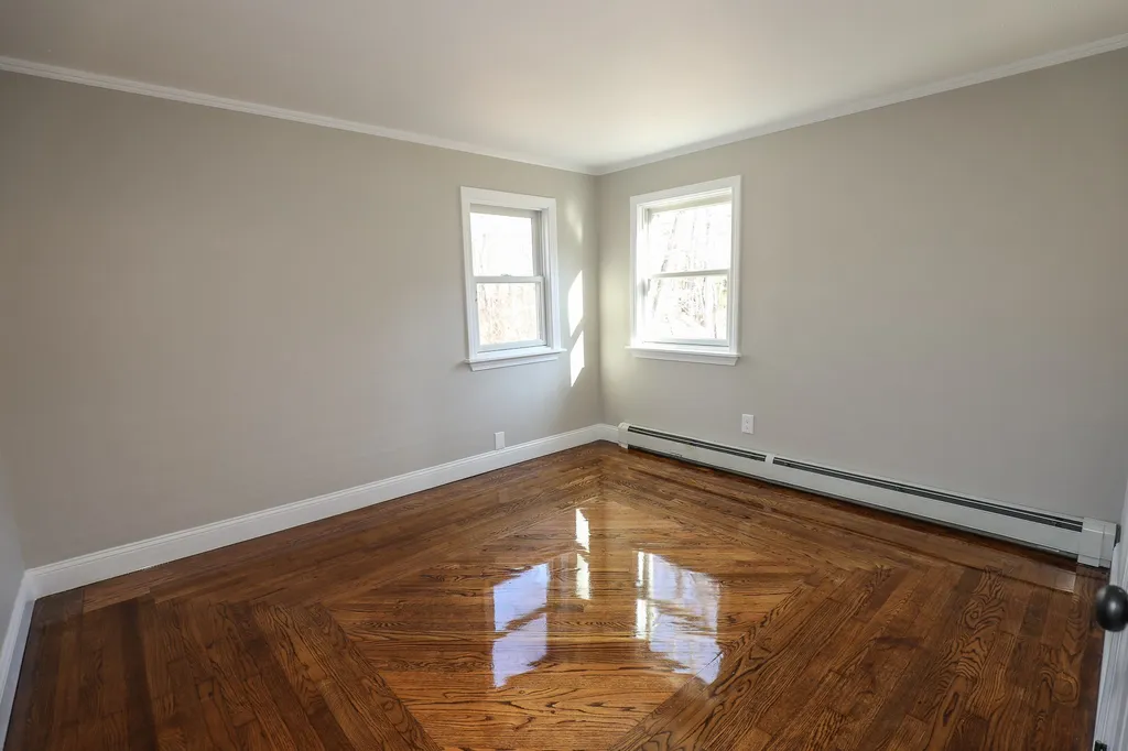13 Sunrise Terrace Plaistow NH 03865