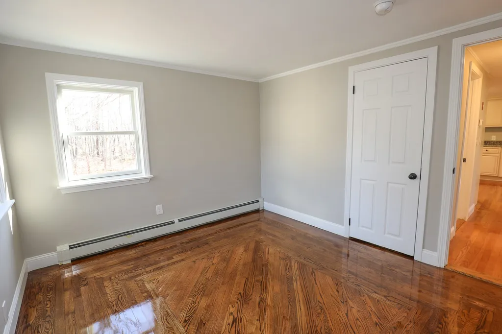 13 Sunrise Terrace Plaistow NH 03865
