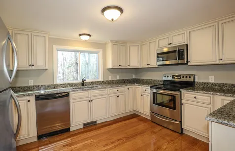 13 Sunrise Terrace Plaistow NH 03865