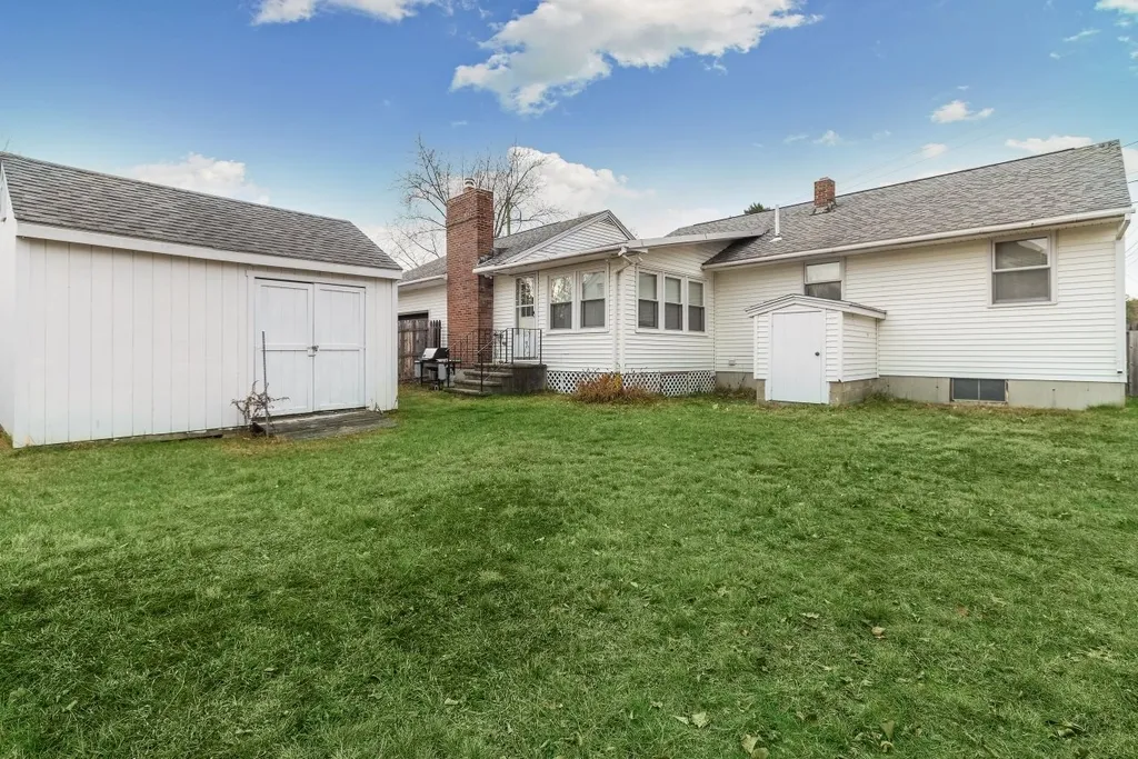 726 W Hollis Street Nashua NH 03062