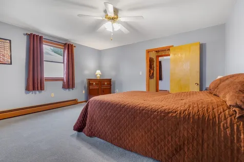 726 W Hollis Street Nashua NH 03062