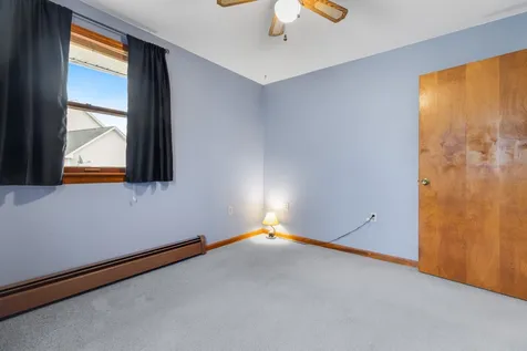 726 W Hollis Street Nashua NH 03062
