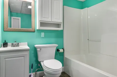 726 W Hollis Street Nashua NH 03062