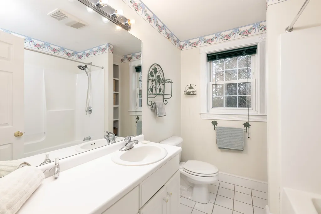 37 Dolloff Brook Road Meredith NH 03253
