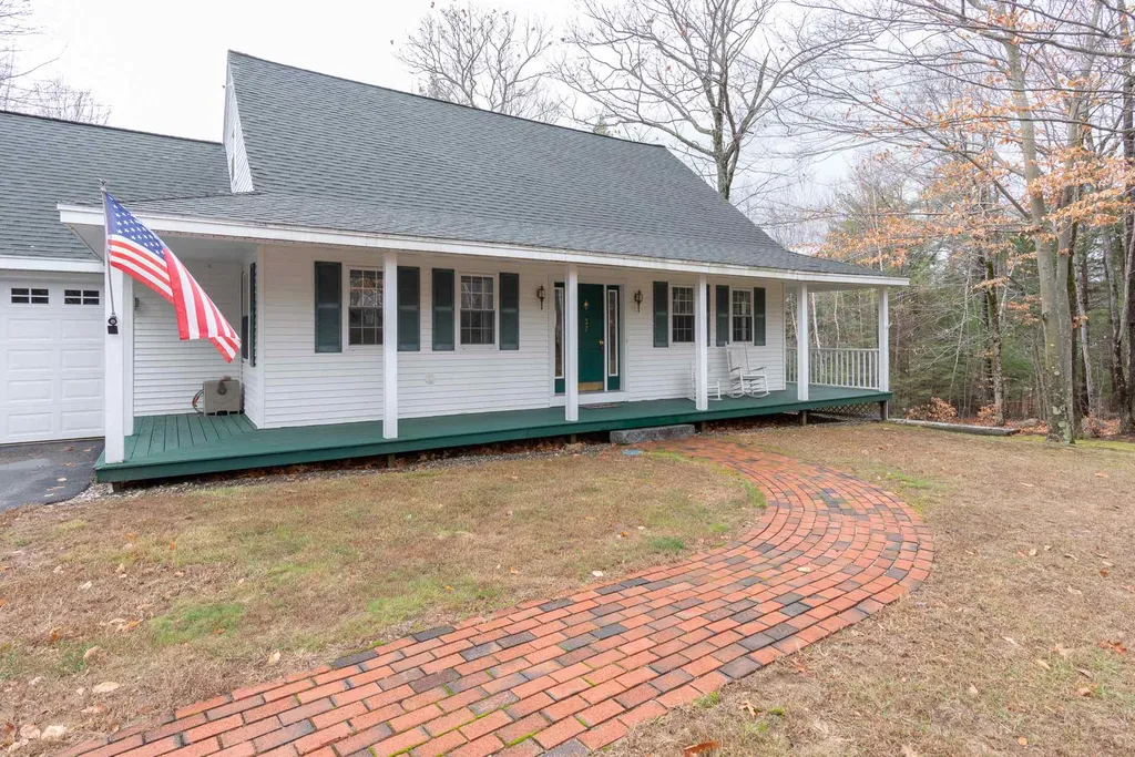 37 Dolloff Brook Road Meredith NH 03253