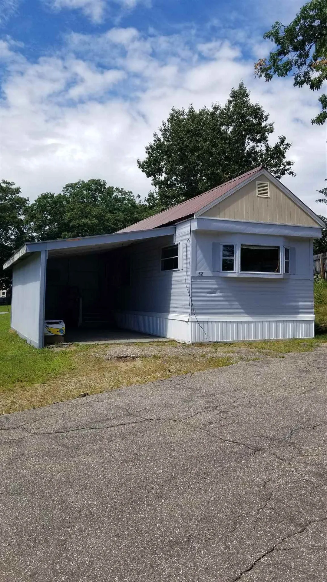 12 Lilac Lane Franklin NH 03235