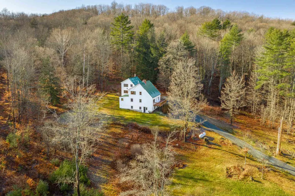136 Stowell Road Norwich VT 05055