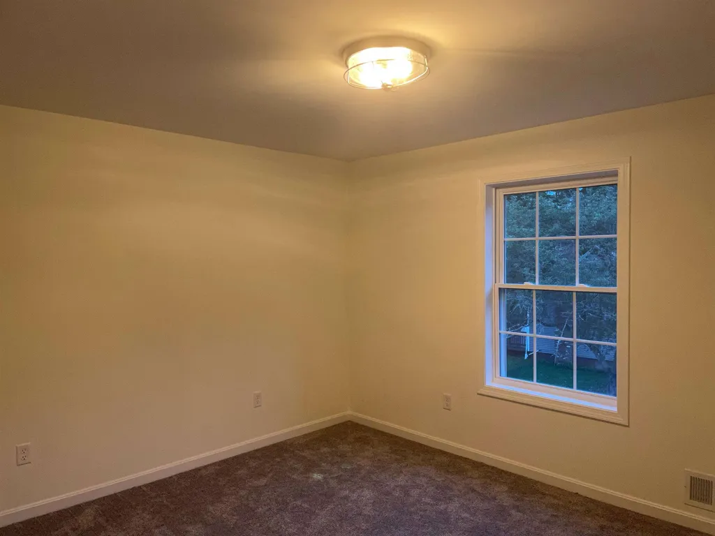 79 Ida Circle Rochester NH 03867