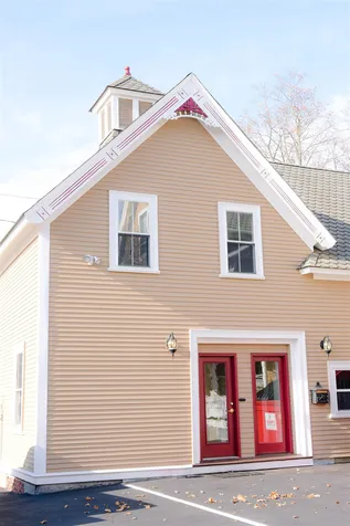764 Chestnut Street Manchester NH 03104