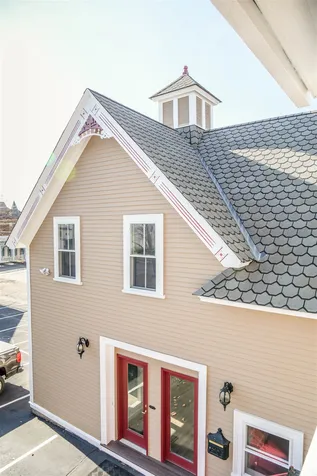 764 Chestnut Street Manchester NH 03104