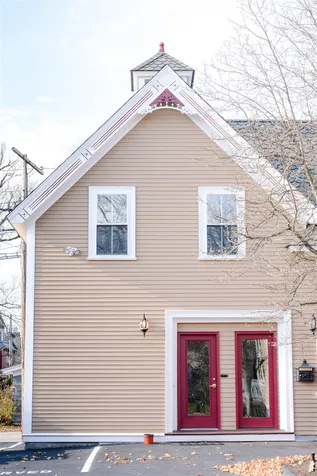 764 Chestnut Street Manchester NH 03104