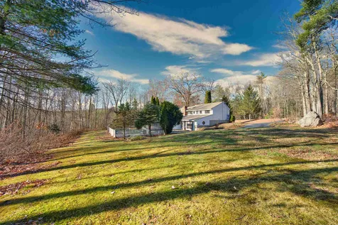 21 Fordway Road Raymond NH 03077