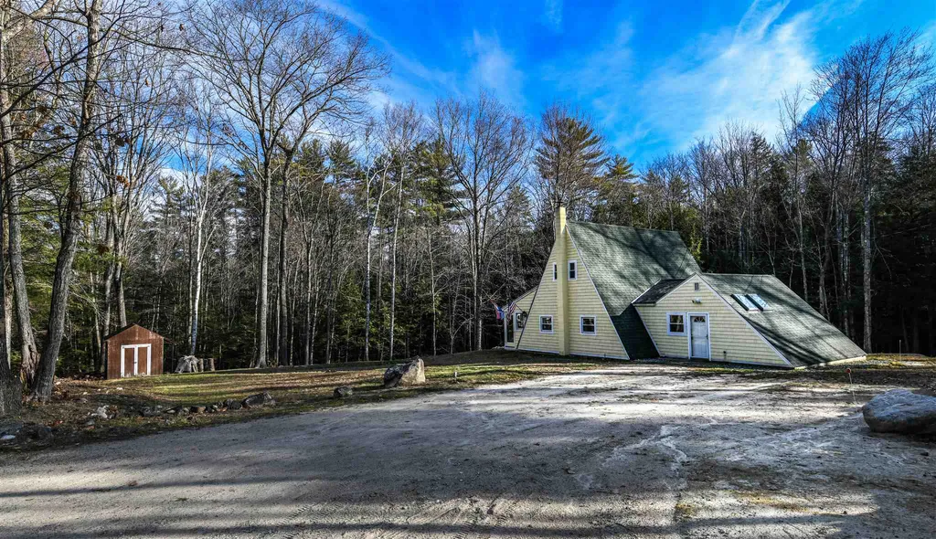 76 Cox Road Campton NH 03223