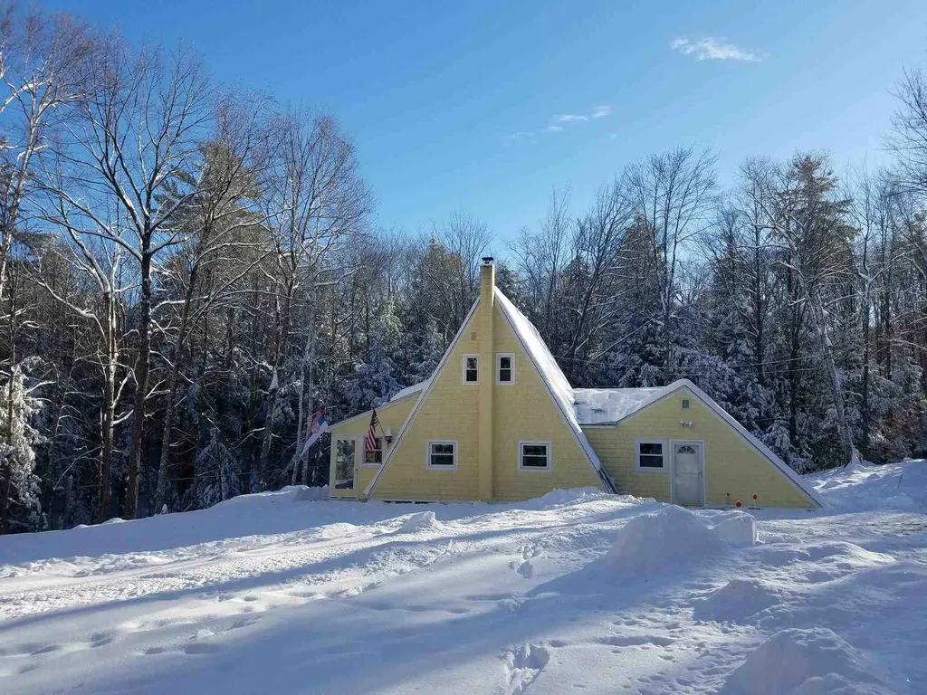 76 Cox Road Campton NH 03223