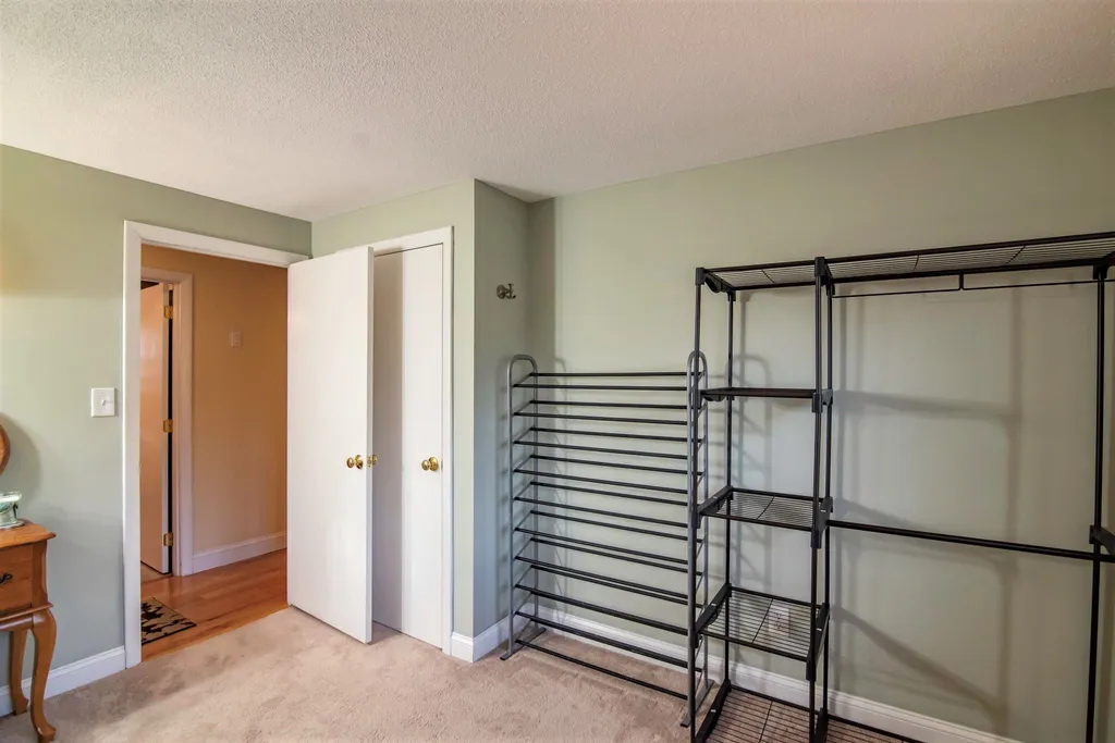 6 Bluebird Lane Atkinson NH 03811