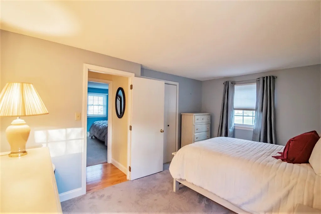 6 Bluebird Lane Atkinson NH 03811