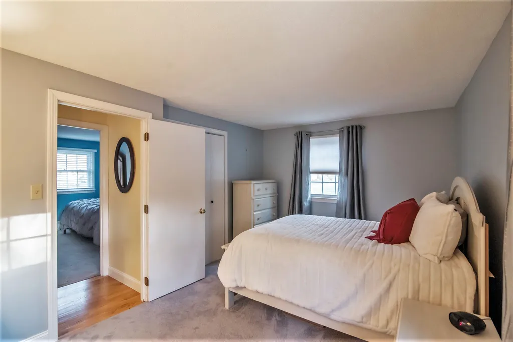 6 Bluebird Lane Atkinson NH 03811