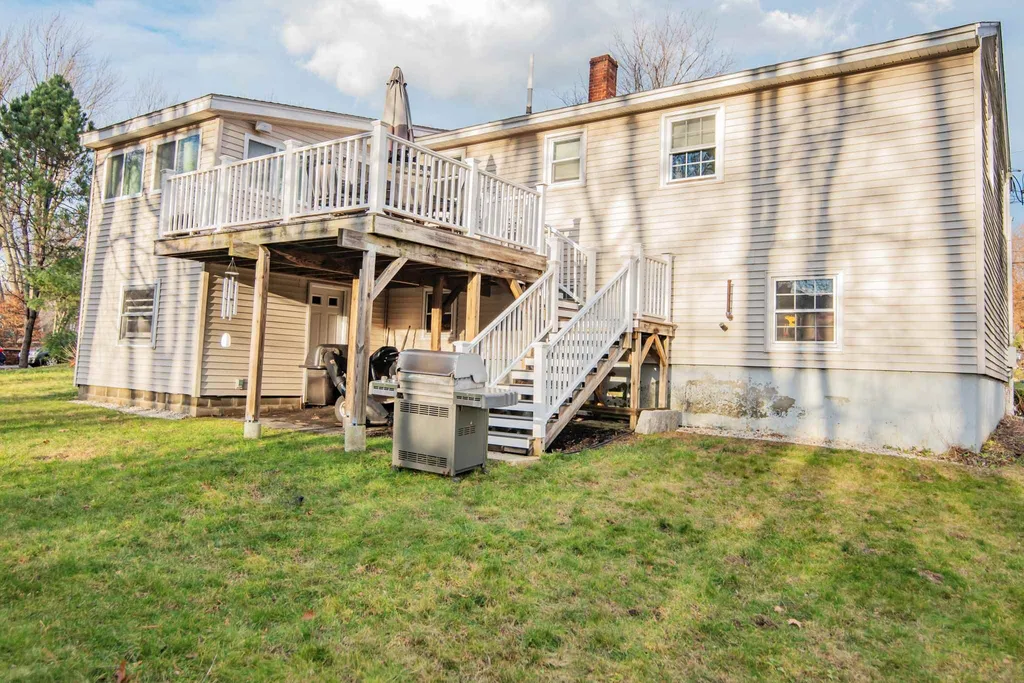 6 Bluebird Lane Atkinson NH 03811
