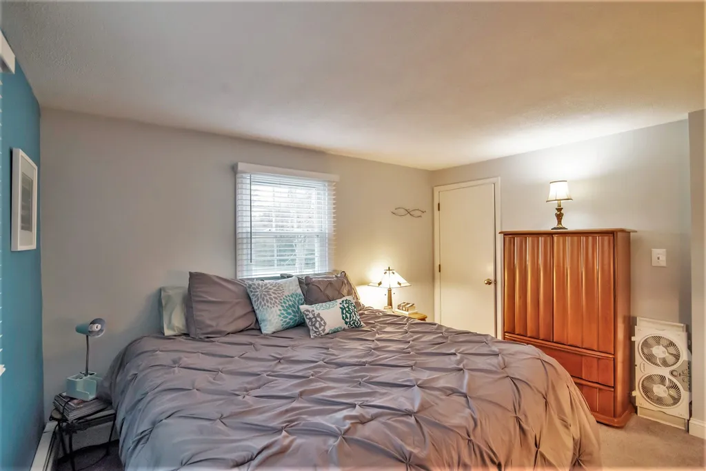 6 Bluebird Lane Atkinson NH 03811