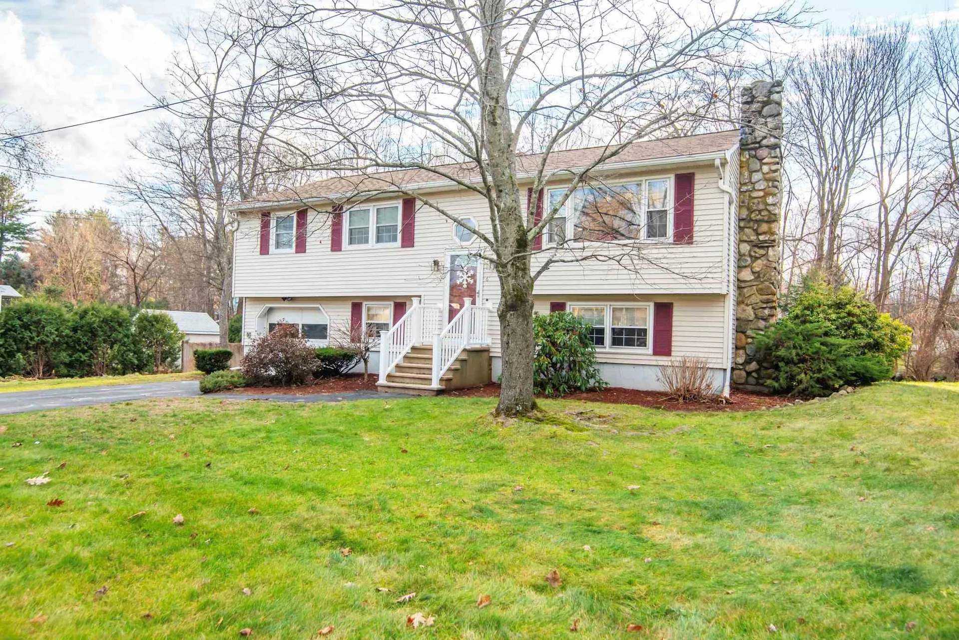 6 Bluebird Lane Atkinson NH 03811