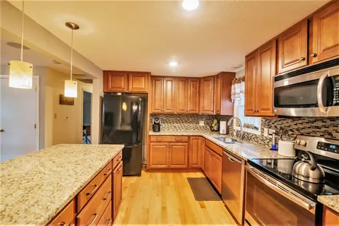 6 Bluebird Lane Atkinson NH 03811