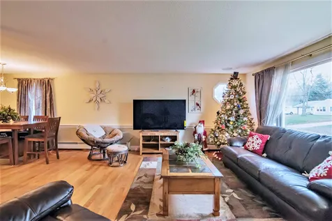 6 Bluebird Lane Atkinson NH 03811