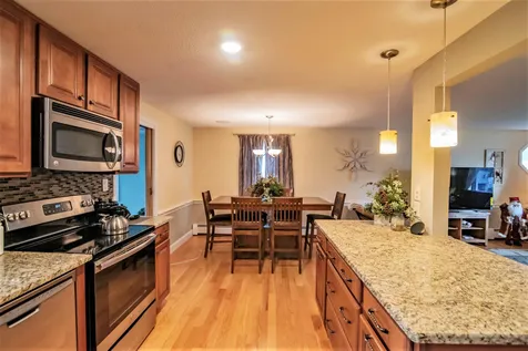 6 Bluebird Lane Atkinson NH 03811