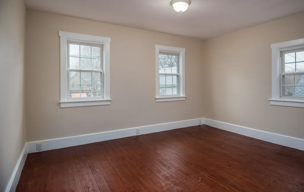 7 Friendship Street Rochester NH 03867