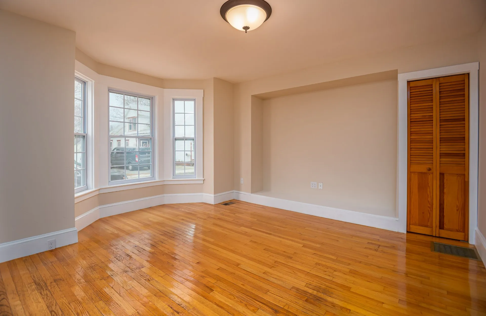 7 Friendship Street Rochester NH 03867