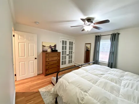 12 Hobbs Road North Hampton NH 03862