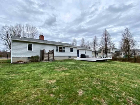 12 Hobbs Road North Hampton NH 03862
