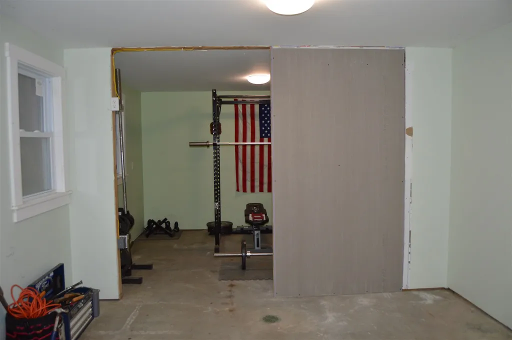 23 Pillsbury Street Enfield NH 03748