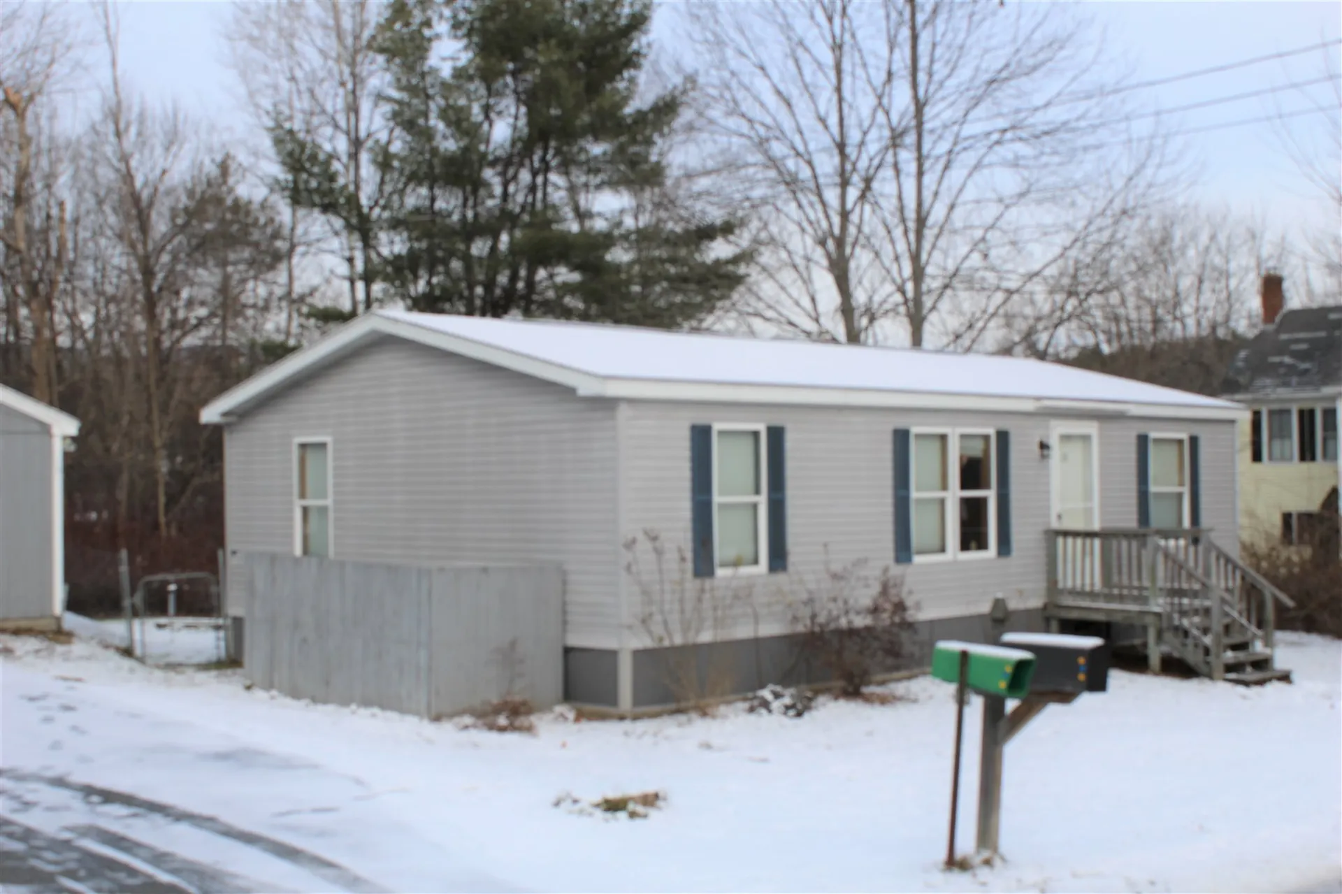 23 Pillsbury Street Enfield NH 03748