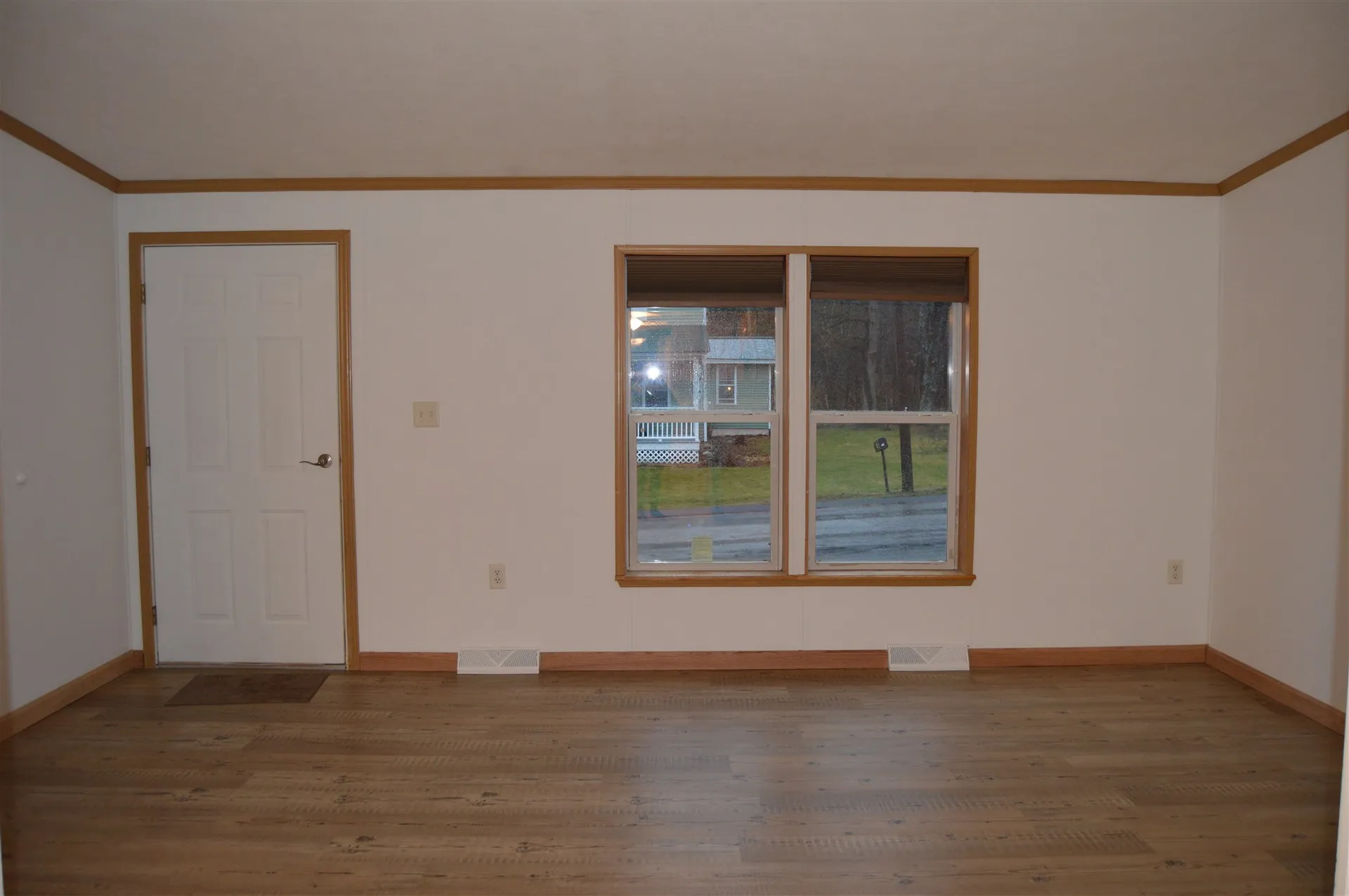 23 Pillsbury Street Enfield NH 03748