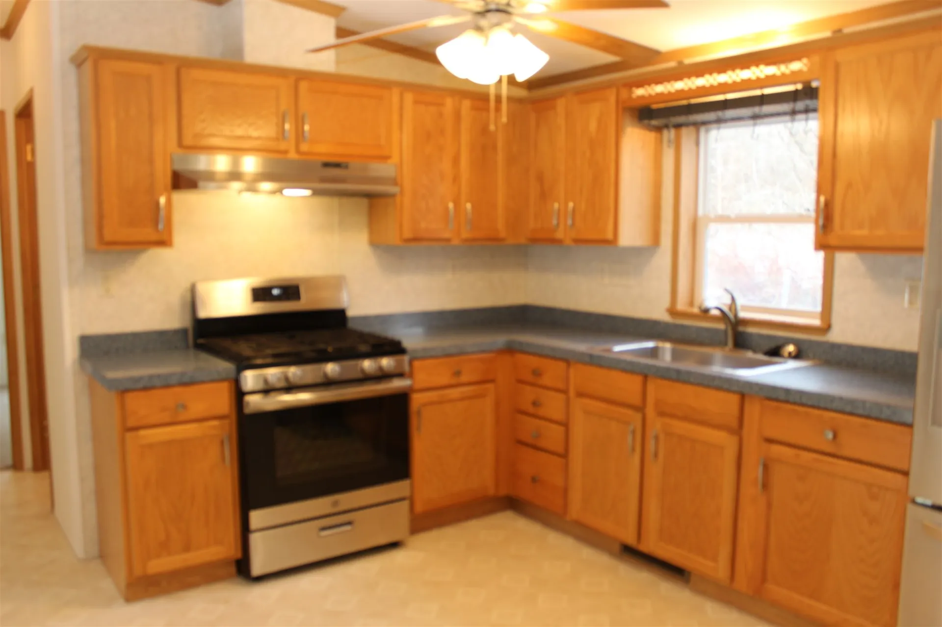 23 Pillsbury Street Enfield NH 03748