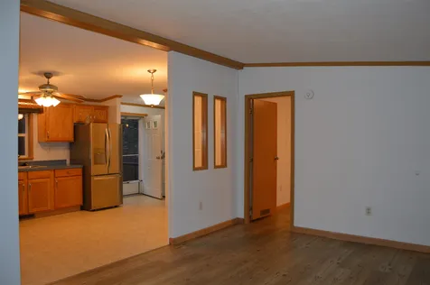 23 Pillsbury Street Enfield NH 03748