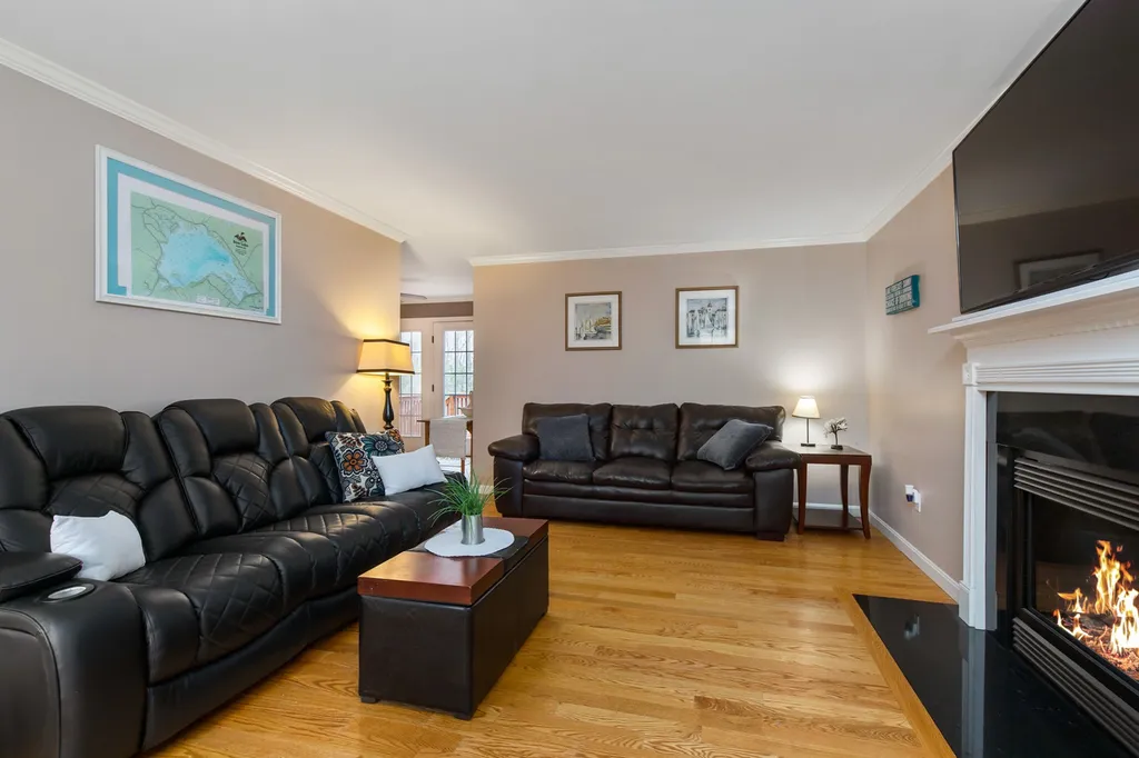 16 Trillium Lane Northwood NH 03261