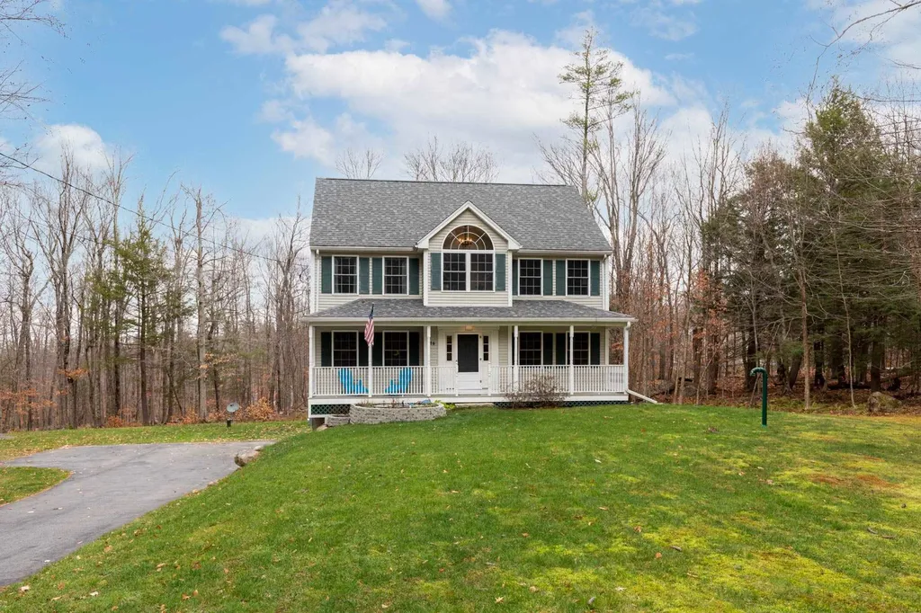 16 Trillium Lane Northwood NH 03261