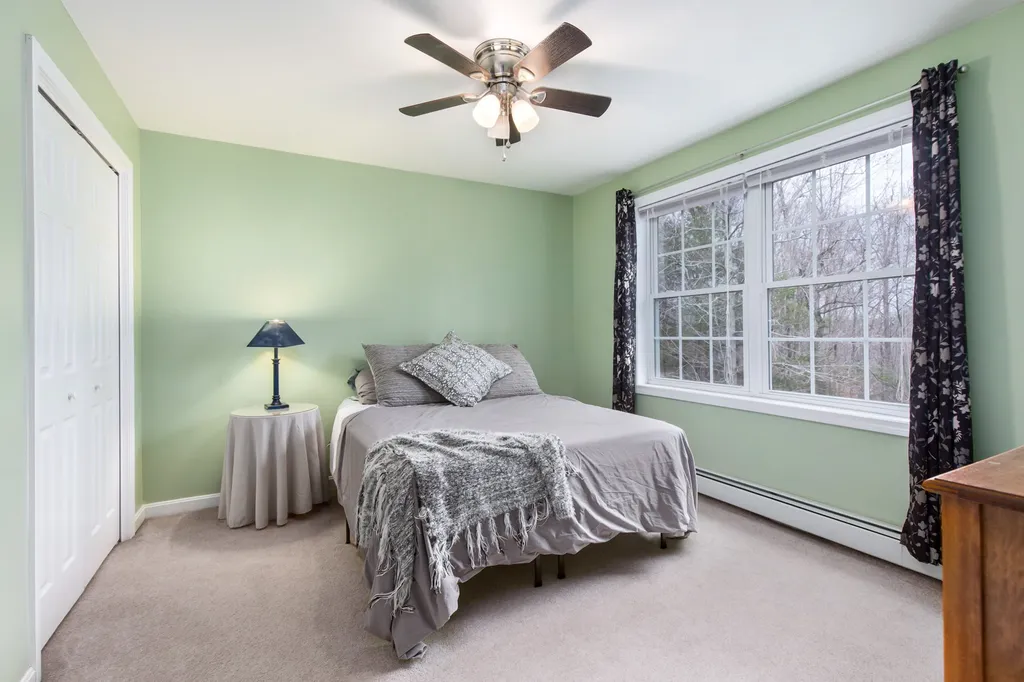 16 Trillium Lane Northwood NH 03261
