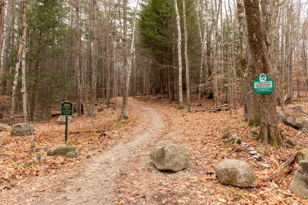 16 Trillium Lane Northwood NH 03261