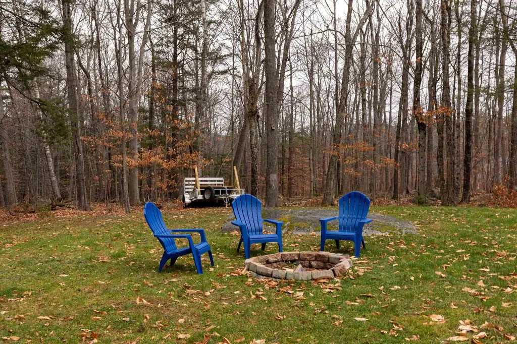 16 Trillium Lane Northwood NH 03261