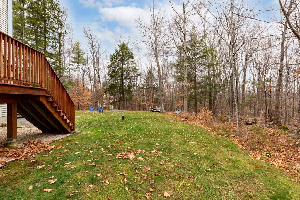 16 Trillium Lane Northwood NH 03261