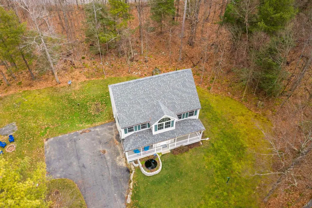 16 Trillium Lane Northwood NH 03261