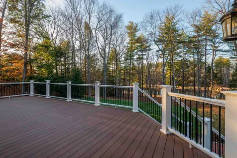 20 Doe Drive Eliot ME 03903-2050