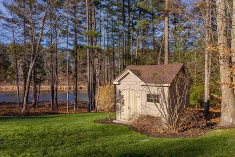 20 Doe Drive Eliot ME 03903-2050