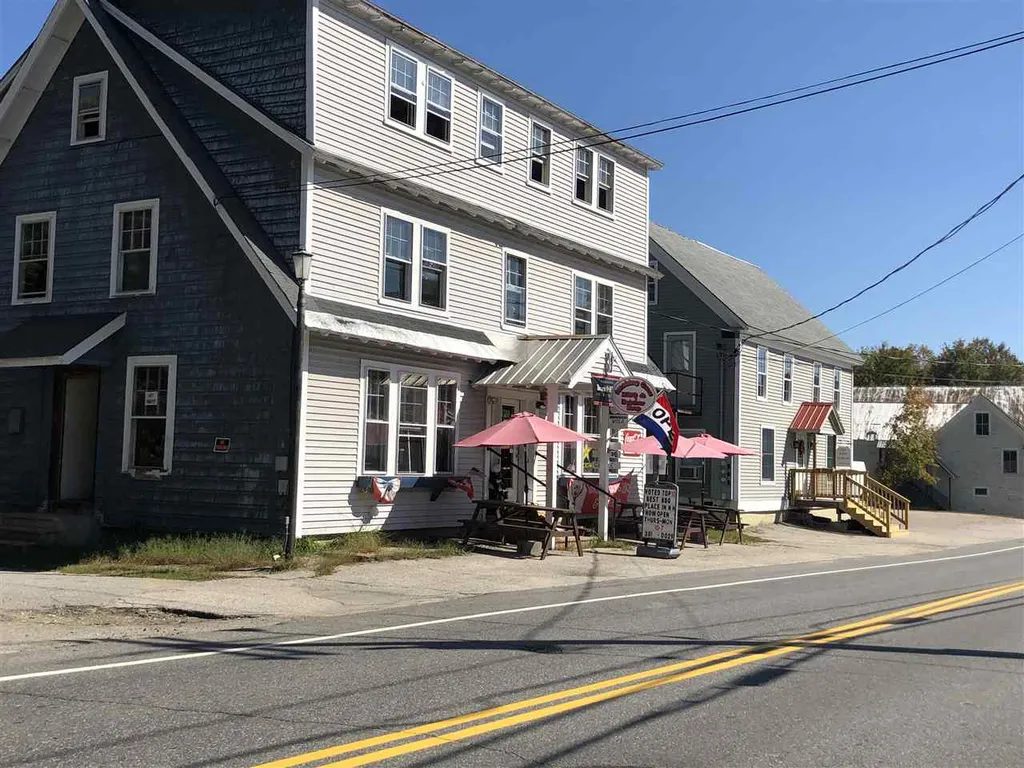22 Moultonville Road Ossipee NH 03814